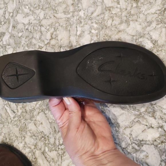 Clarks Daffodil brown leather slip on clog in brown - Picture 8 of 11